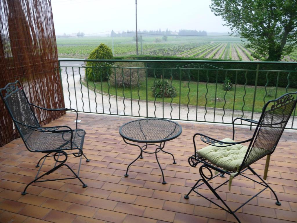 Logis Du Comte Bed & Breakfast Suze-la-Rousse Eksteriør bilde